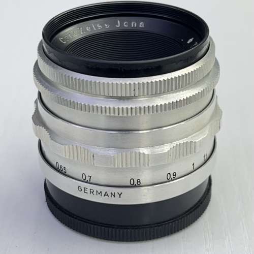 90% New Carl Zeiss Jena Tessar 50mm f2.8 紅T 手動鏡頭, 深水埗門市可購買
