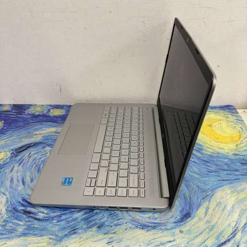 (性價比高超輕薄🔥HP文書機)HP Intel Pentium (R) Gold 7505 /4,8GB Ram/128,256,5...