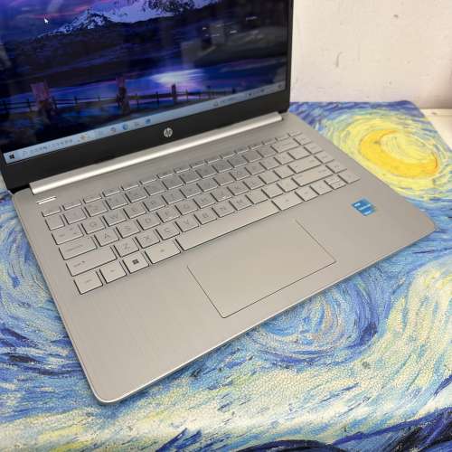 (性價比高超輕薄🔥HP文書機)HP Intel Pentium (R) Gold 7505 /4,8GB Ram/128,256,5...