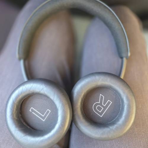 95% 新少用

B&O BEOPLAY PORTAL