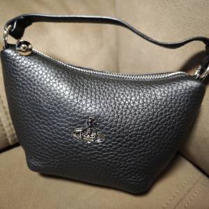 全新頭層牛皮小廢包