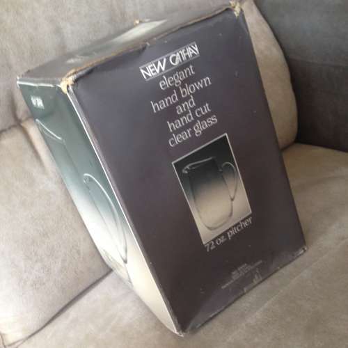 🥛 NEW CATHAY 72oz Glass Pitcher Hand blown and hand cut NEW 全新 廚房 手工 ...