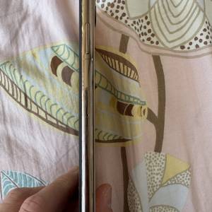 Iphone 11 pro max 256GB 金色