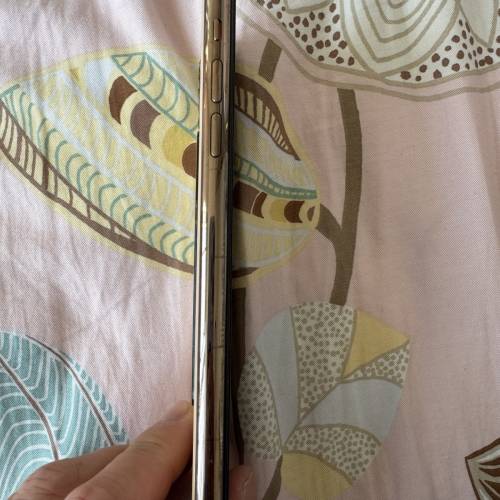 Iphone 11 pro max 256GB 金色