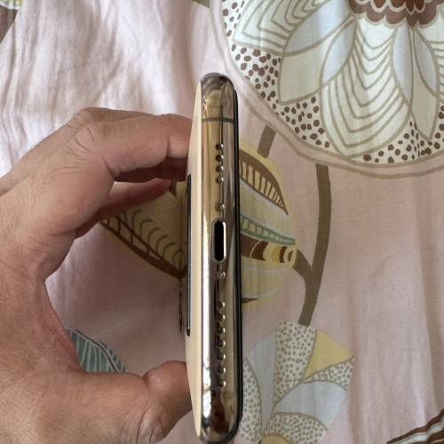 Iphone 11 pro max 256GB 金色