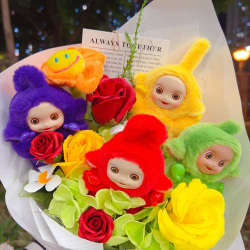 睇下文‼️［同行賣七百幾蚊］獨家原創｜正版天線得得b花束 teletubbies畢業花束 天...