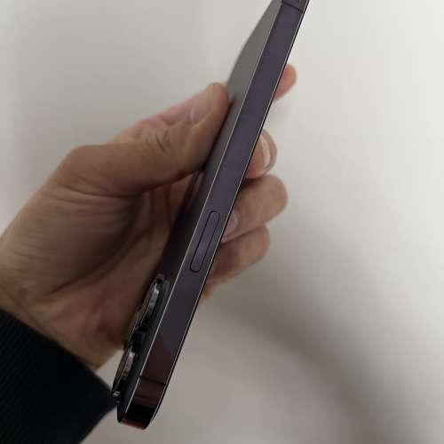 iPhone 14pro 512gb,港行雙卡極新，剛換新電，電池健康度100，滿血復活，再戰3年冇...