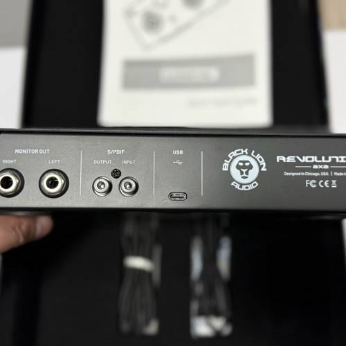 Black Lion Audio Revolution 2x2 錄音介面 Audio Interface 桌面聲卡 90%新