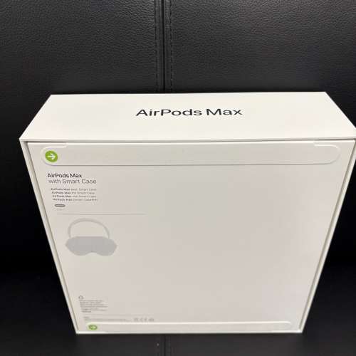 AirPod Pro Max with Smart Case
