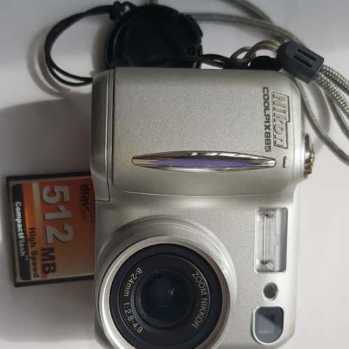 Nikon Coolpix 885