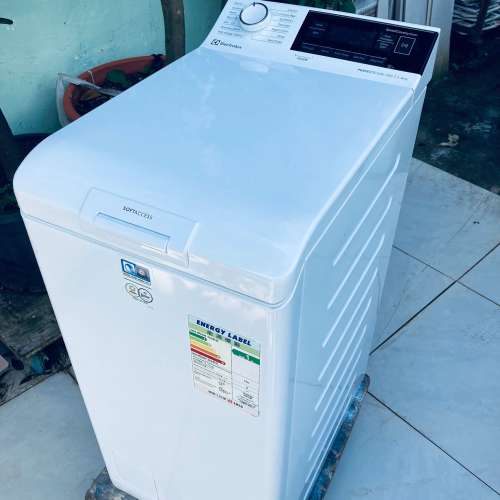 洗衣機 伊萊克斯 上置式蒸氣系統洗衣機 14分鐘超快洗 (6kg, 1200轉/分鐘) EW6T3622A...