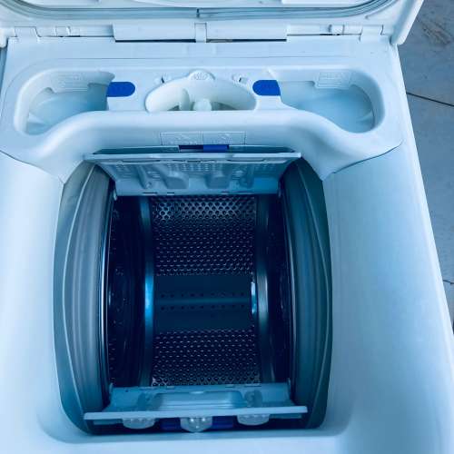 洗衣機 伊萊克斯 上置式蒸氣系統洗衣機 14分鐘超快洗 (6kg, 1200轉/分鐘) EW6T3622A...