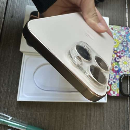 99新iPhone 16pro max512gb,港行雙卡極新，冇修冇拆，電池健康度92，有套有貼，所有...
