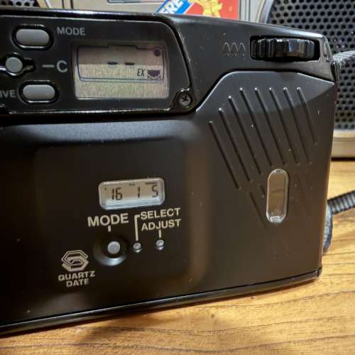 出售Pentax菲林相機1部，型號zoom70x，100%正常，閃光燈正常，日後功能正常，但只...