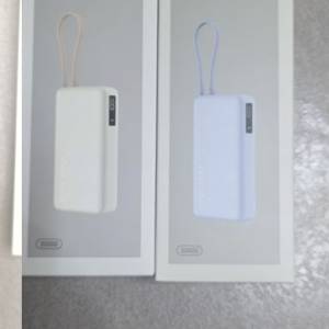 小米充電寶,2萬wAh,輸出65wAh