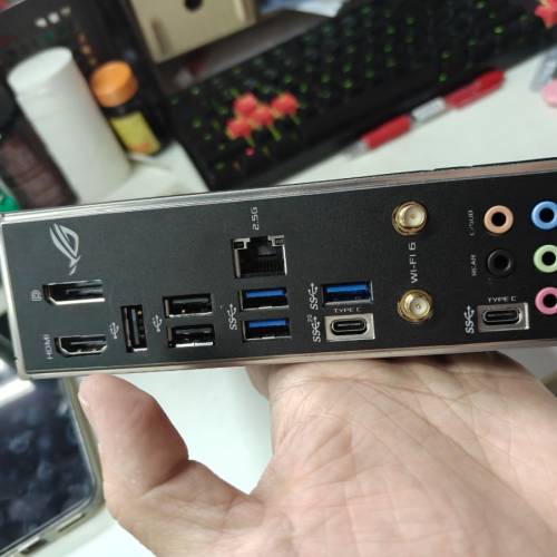 ASUS ROG B660-I GAMMING WIFI DDR5