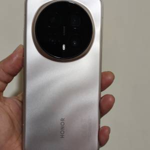 榮耀magic 8pro 港行12+512 98新