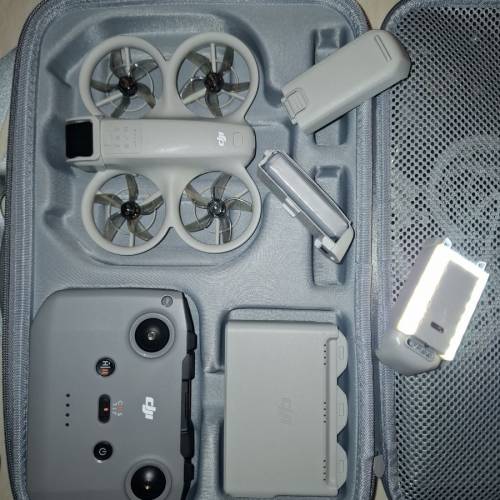 Dji Neo 1 連圖中大量配件