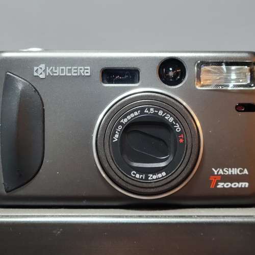 Kyocera Yashica T zoom