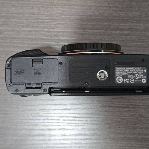 Olympus pen e-p5 ep5 + 25mm f1.8 (m43 om system  panasonic)