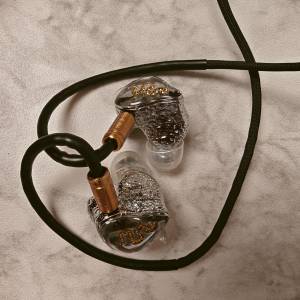 Earacoustic SPA Limited edition ii 金蛇2