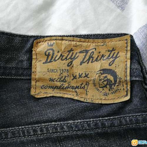95%新Diesel 30週年版牛仔褲Dirty thirty Jeans Slim fit 修腳