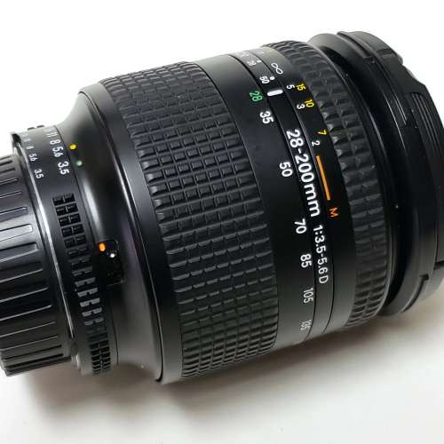 Nikon 28-200mm f/3.5-5.6 AF-D 全片幅鏡