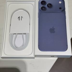 iPhone17 Pro Max 512G藍色9成9新