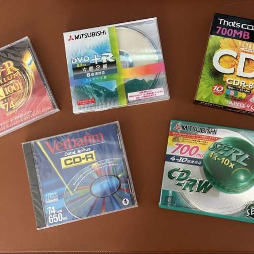 多款未開封空白光碟 CD-R DVD+R CD-RW 送cd套