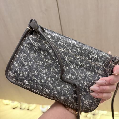 goyard cross body