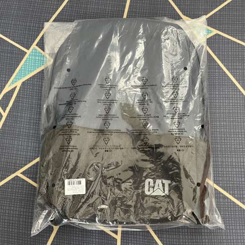 100% 全新 Caterpillar 休閒藍灰撞色背包