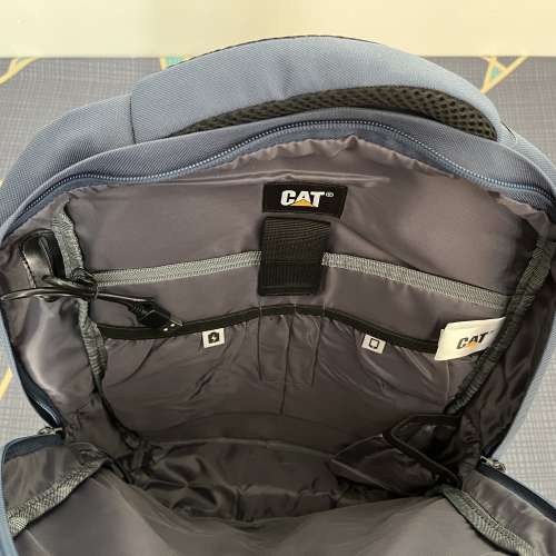 100% 全新 Caterpillar 休閒藍灰撞色背包