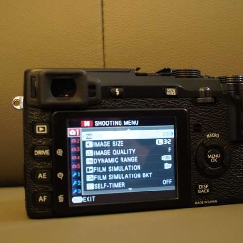 Fujifilm X-E1 Body (元祖級富士復古無反)
