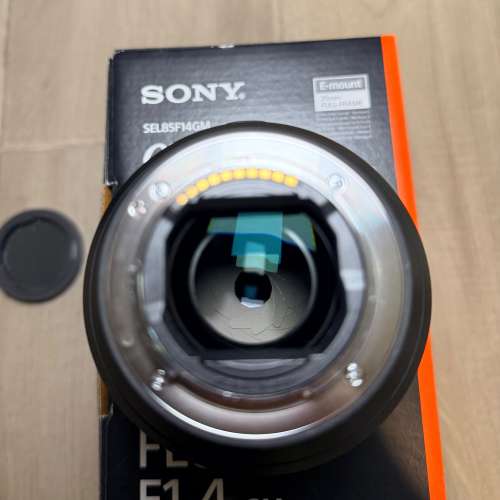 Sony FE 85mm F1.4 GM 一代（SEL85F14GM）保養良好｜連原廠遮光罩、原盒、鏡袋