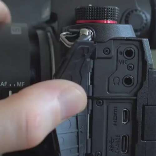 Panasonic Lumix S5 full frame mirrorless DSLr camera not sony 4K L mount