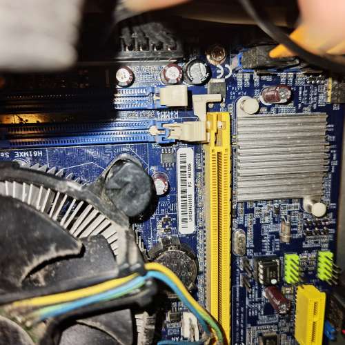 Foxconn H61MXE + CPU