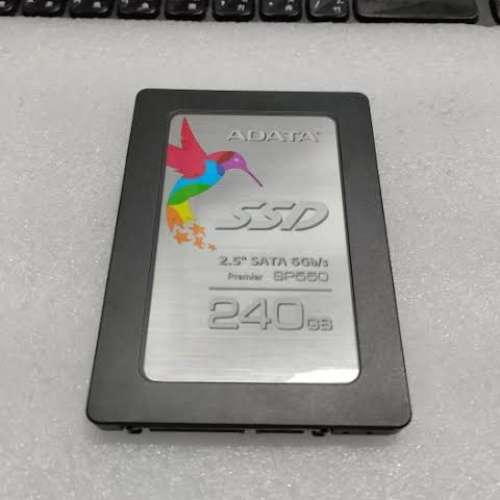 1 張全新ACER 128GB SD 卡,二手adata 2.5inch sata 240GB SSD ,