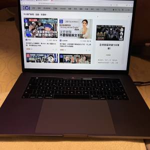 2 TB SSD MacBook Pro 15.4吋 2016 i7 16GB Touch Bar