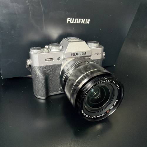 Fujifilm X-T20 Mirrorless Camera with 18-55mm Lens Kit