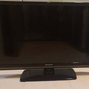 Skyworth 創維 32吋液晶數碼電視機 skyworth 32e57, 壞機, 得機一部冇其他配件