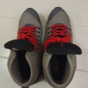 全新Columbia Trailstorm Mid 防水健行靴（男款 US 11 碼)