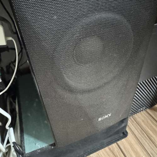 Sony揚聲器組合，可以藍牙NFC,CD,DVD,Wi-Fi等方式播放