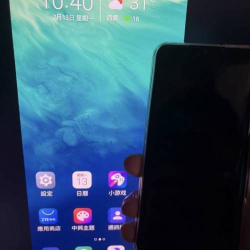 ZTE AXON 10s pro 6+128 865 cpu 中興