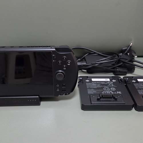 GPD WIN 5 AI 395(32G+2TB) 現時最強掌機(有盒 額外配件)