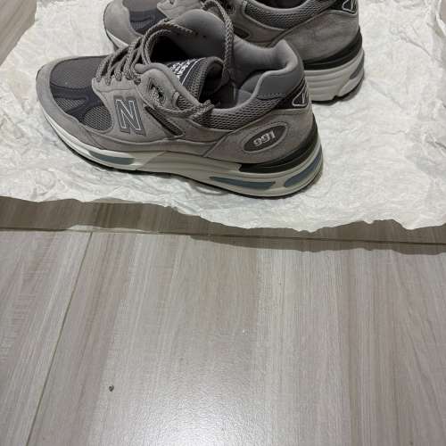 New Balance 991 v2