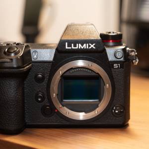 Panasonic LUMIX S1 6K V-Log (S1H equivalent)