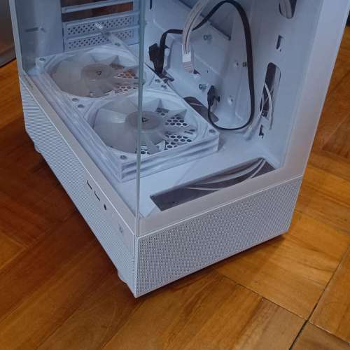 Antec MATX 全海景機箱