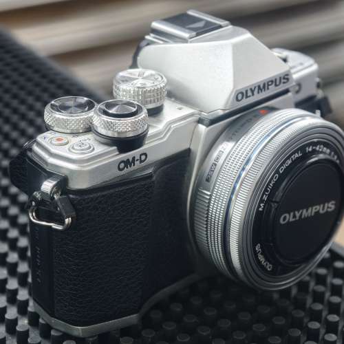 olympus EM10II E-M10 II EM10 II E-M10II + 14-42  EZ OM  NO OM10  NO OM1 功能...