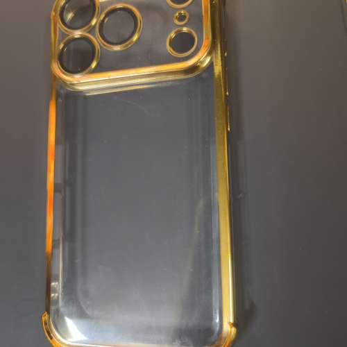 iPhone 17 / 18 Pro 機殼 x3 &middot; 2個磁吸充電 &middot; 新買配色不合放售