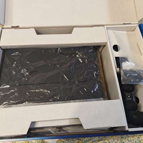 極致黑 PlayStation 4 / 500GB 遊戲機 Ver 9.03, CUH-1106A 有盒